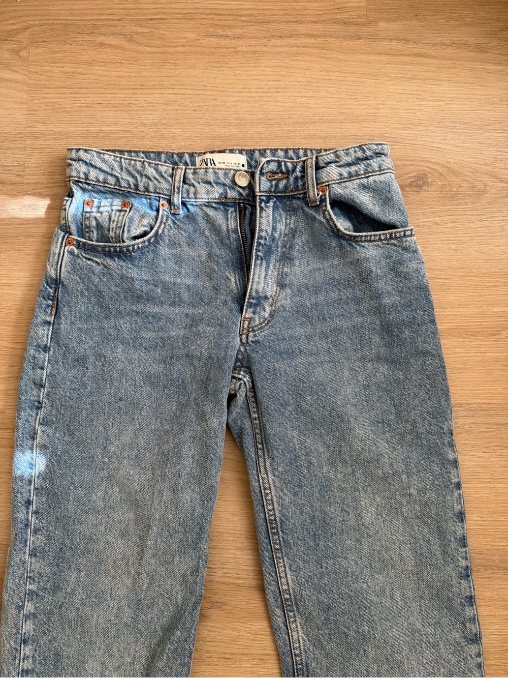 ZARA Straight Light Blue Denim Jeans